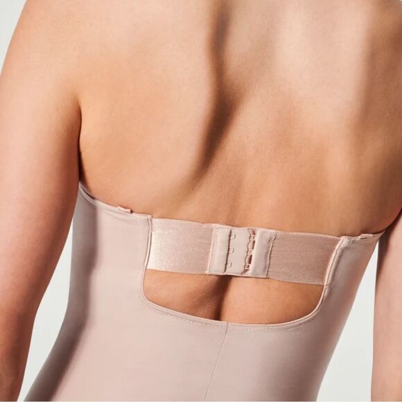 NWT SPANX Suit Your Fancy Strapless Cupped Brief Bodysuit - Picture 3 of 5